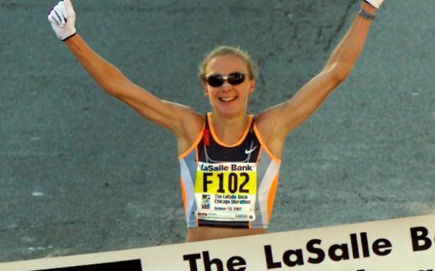 Paula Redcliff record maraton feminin