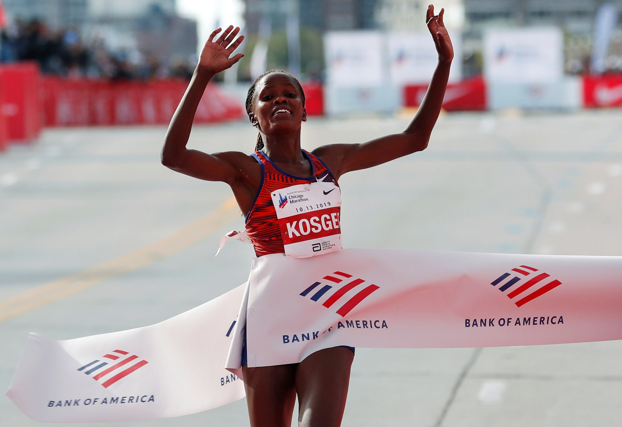 Brigid Kosgei record maraton feminin